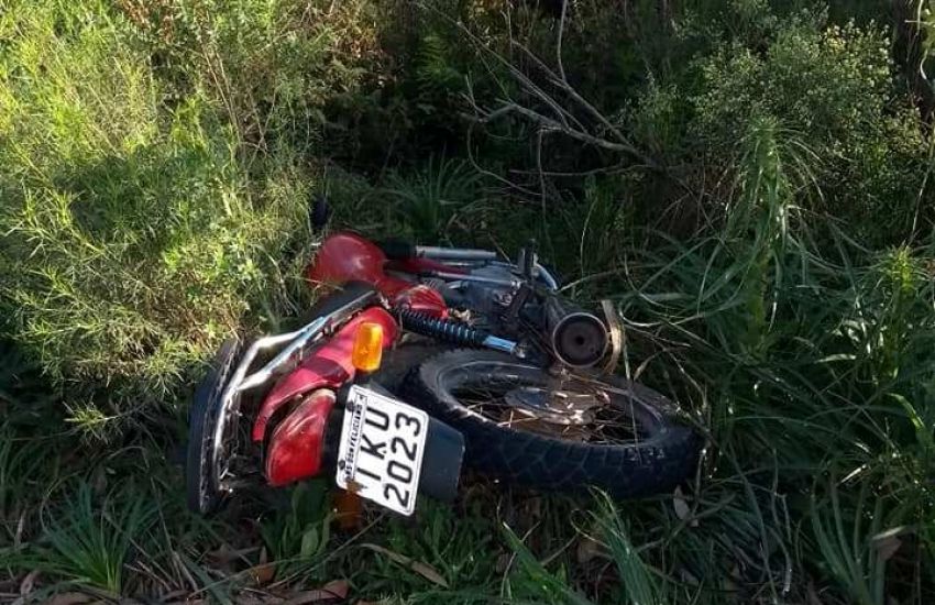 Moto furtada na cidade de Chuvisca é encontrada às margens da ERS-350 