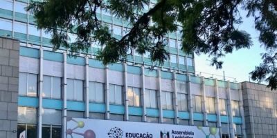 Governo do RS encaminha para Assembleia Legislativa projeto de reajuste do piso do magistério    