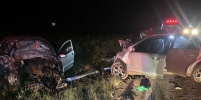 Três jovens argentinos morrem em colisão frontal na ERS-324, no Norte do RS