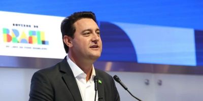 Ratinho Junior desiste de pré-candidatura à Presidência
