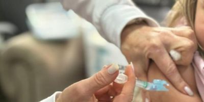Governo do RS recebe 81 mil doses de vacina contra a covid-19 para suprir necessidade de municípios