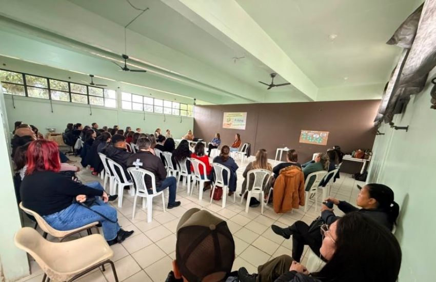 Camaquã sedia encontro regional de qualificação na Atenção Primária à Saúde 