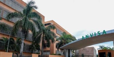 Anvisa determina recolhimento de lotes de antibióticos