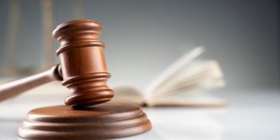Homem é condenado a mais de 25 anos por tentativa de feminicídio contra companheira no RS
