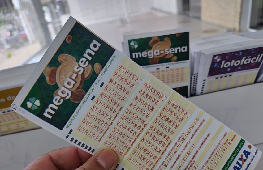 Ninguém acerta as seis dezenas e prêmio da Mega-Sena acumula para R$ 35 milhões 