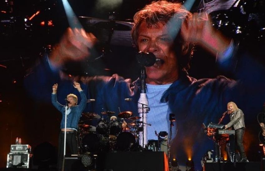 Em noite histórica, Bon Jovi conquista público ao revisitar carreira em Porto Alegre 