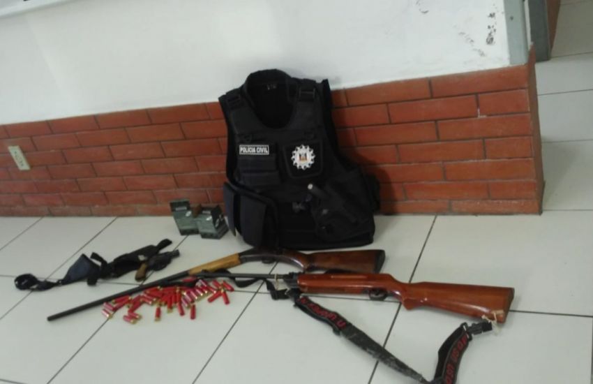 Polícia Civil apreende arma, simulacro e munições no interior de Mariana Pimentel 