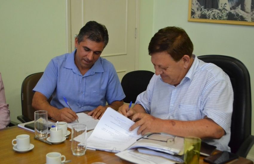 Jair Martins assume o Executivo Municipal de Camaquã 