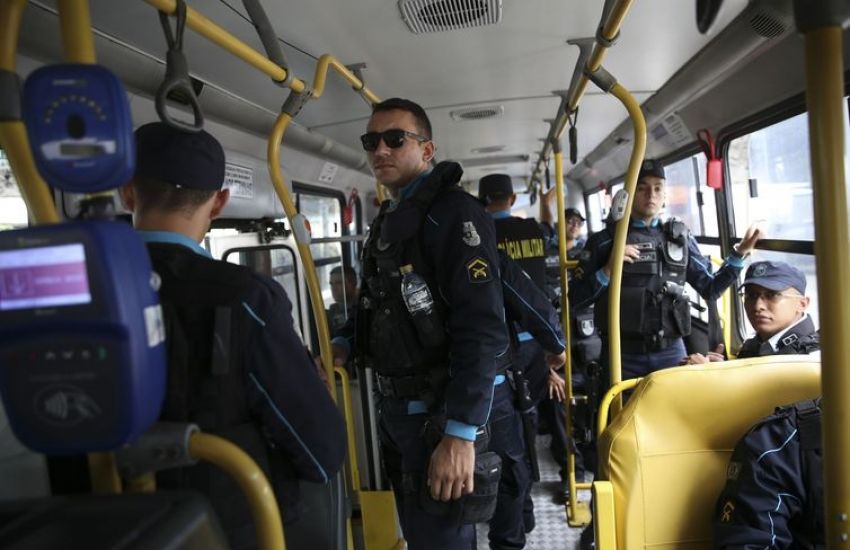 Ceará transfere 20 chefes de facções para presídios federais 