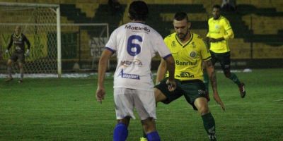 Ypiranga vence o Esportivo e larga em vantagem na decisão da Segundona Gaúcha