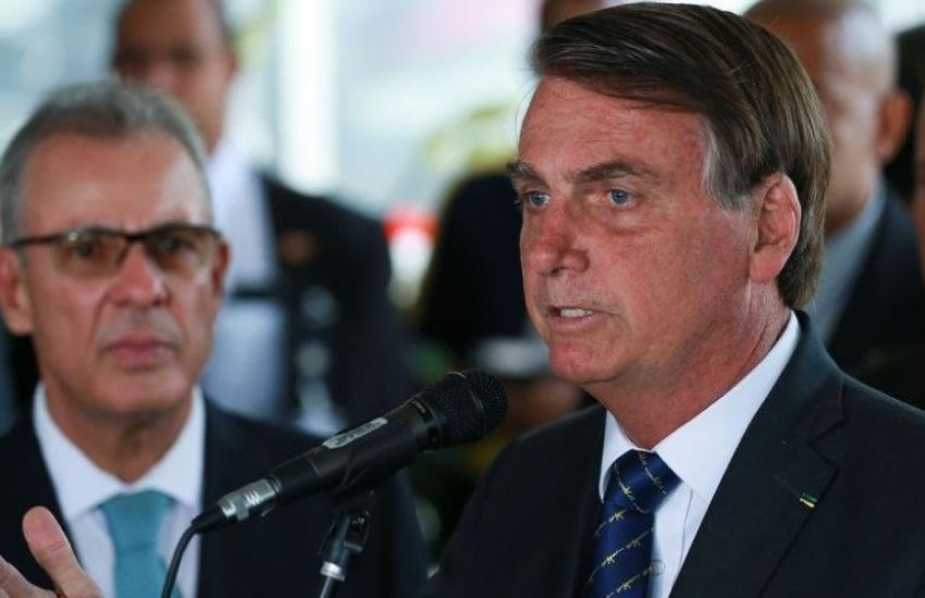 Bolsonaro quer cobrar ICMS de combustível na refinaria em vez da bomba 