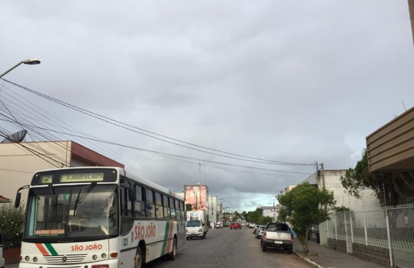 Linhas de ônibus voltam a funcionar com horário restrito em Camaquã 