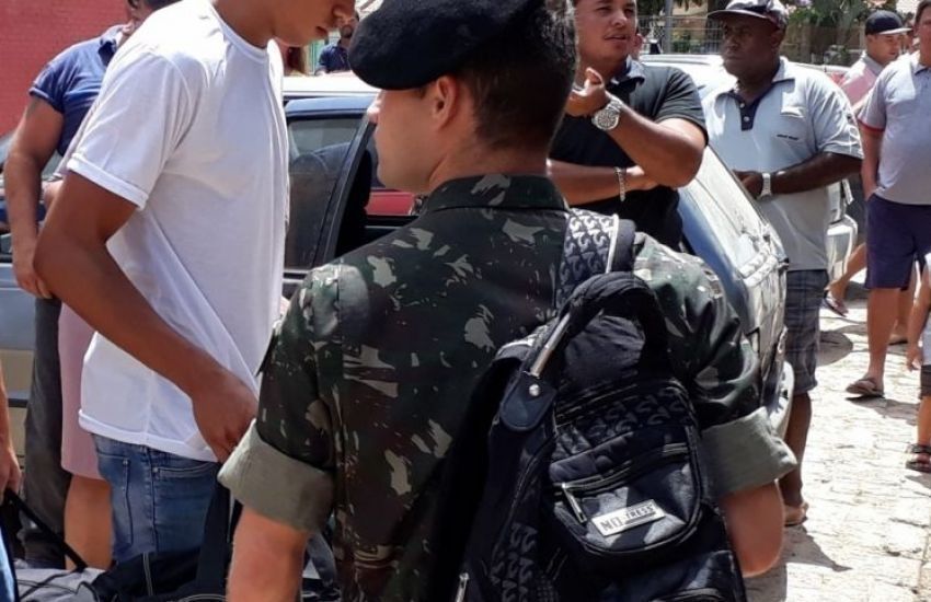 Junta Militar solicita o comparecimento de jovens em Camaquã 