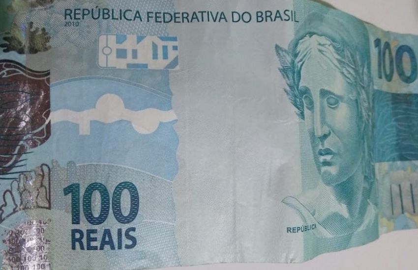 Bolsonaro sanciona lei do salário-mínimo 2020 