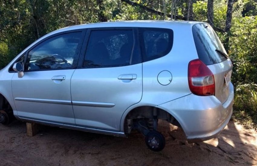 Veículo em situação de roubo ou furto é recuperado em Sertão Santana 