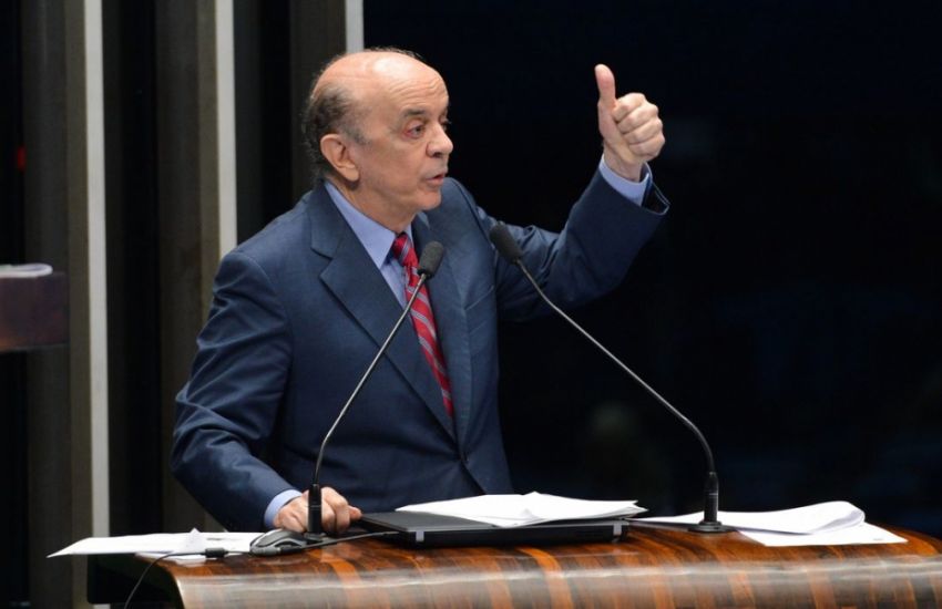 José Serra é denunciado por lavagem de dinheiro 