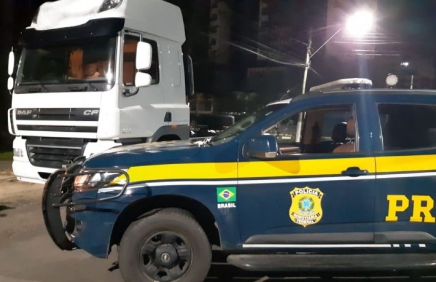 PRF recupera caminhão furtado avaliado em meio milhão de reais no RS 