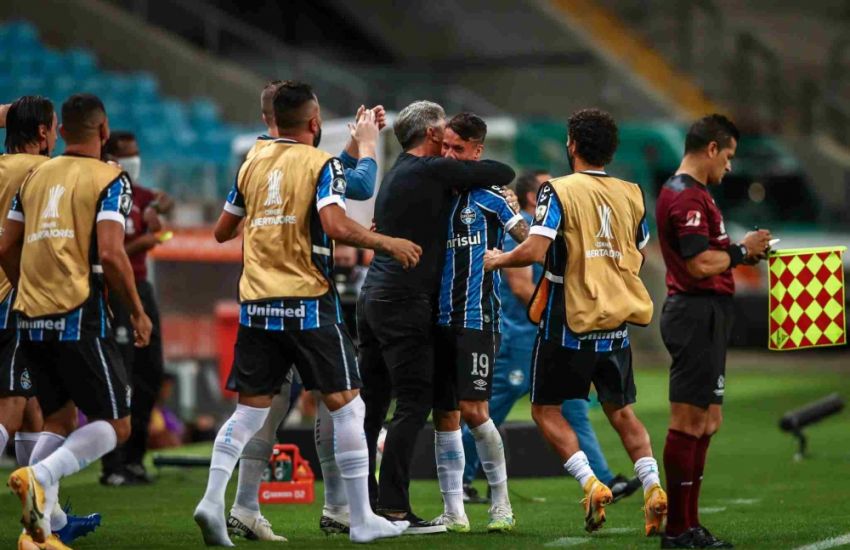Libertadores: Grêmio vence Guaraní e está nas quartas de final 