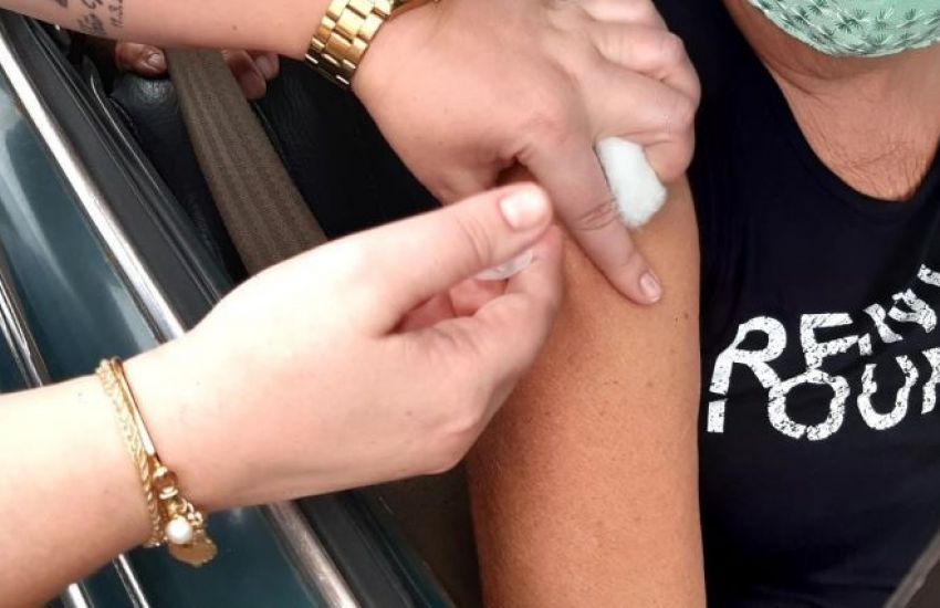 Confira quem recebe a vacina contra a covid-19 hoje (10) em Camaquã 