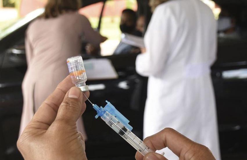 Confira novo cronograma de vacinação contra covid-19 em Camaquã 