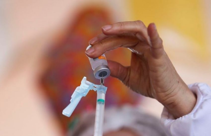 OMS alerta que vacinas estão escassas nos países mais pobres 