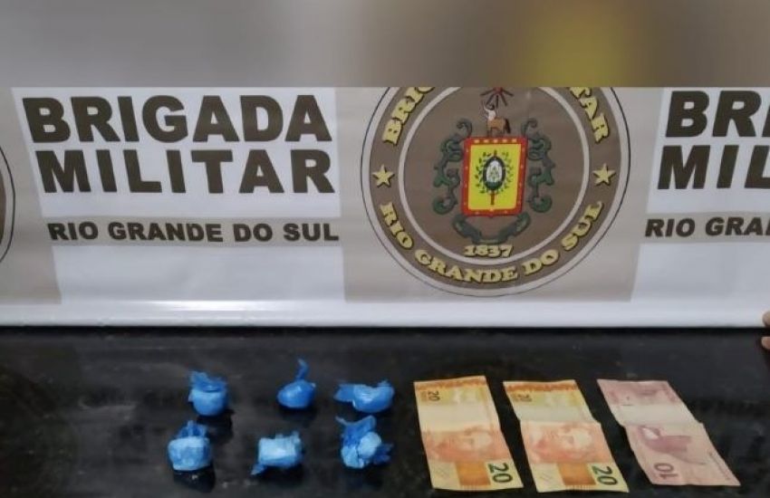 Força Tática da BM prende homem por tráfico de droga em Camaquã 