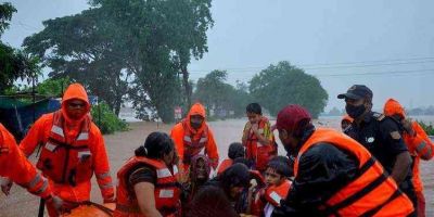 Pelo menos 67 pessoas morrem na Índia em enchentes e deslizamentos
