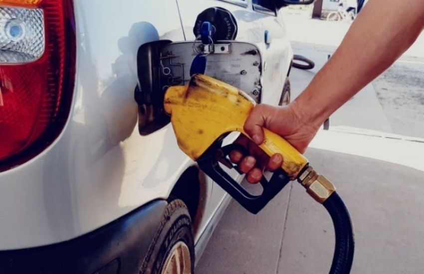 Petrobras aumenta em 3,5% o preço da gasolina nas refinarias 