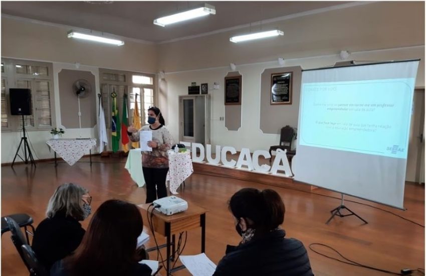 Workshop Professor Empreendedor é realizado pela Rede Municipal de Ensino de Camaquã 