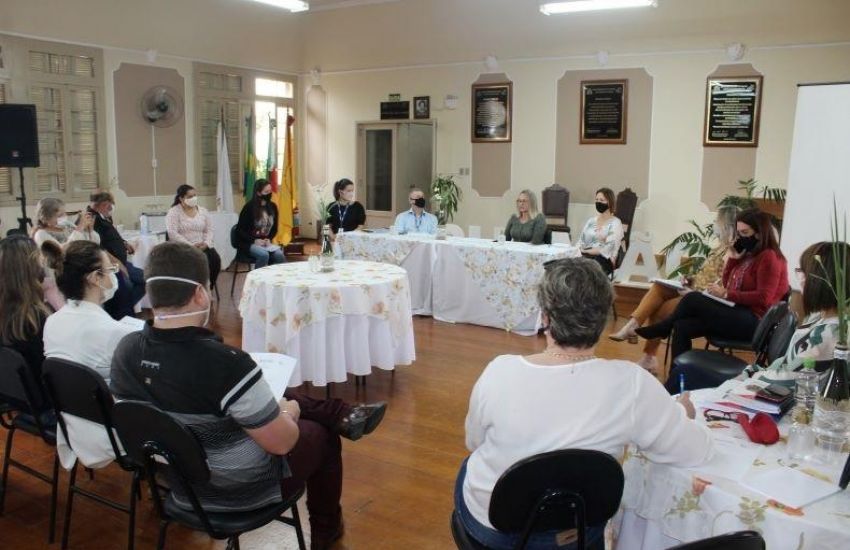Camaquã sedia reunião preparatória para Conferência Intermunicipal de Educação 