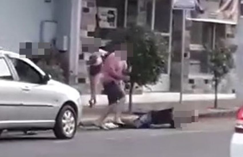 Briga com agressão é registrada em vídeo no centro de Camaquã 