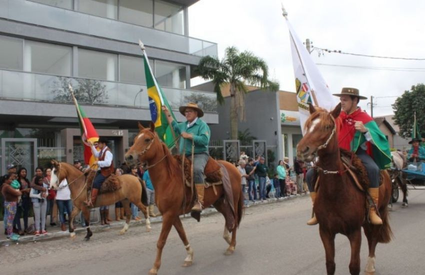 Desfile Farroupilha acontece neste domingo em Camaquã 