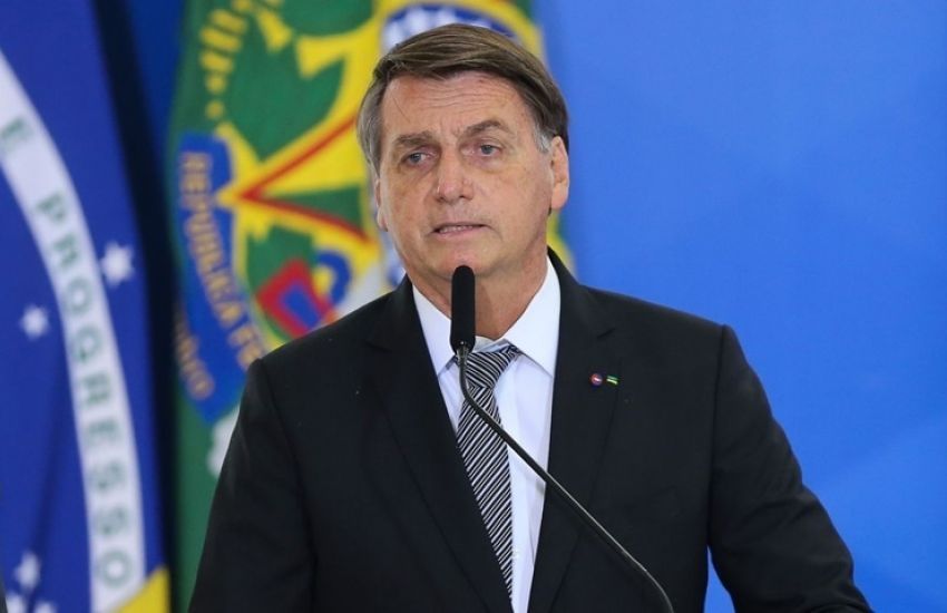 Bolsonaro sanciona lei que permite que o Governo use o Auxílio Brasil para despesas de assistência social  