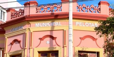 Projeto que garante reserva de vagas para pessoas trans e travestis é aprovado em Pelotas