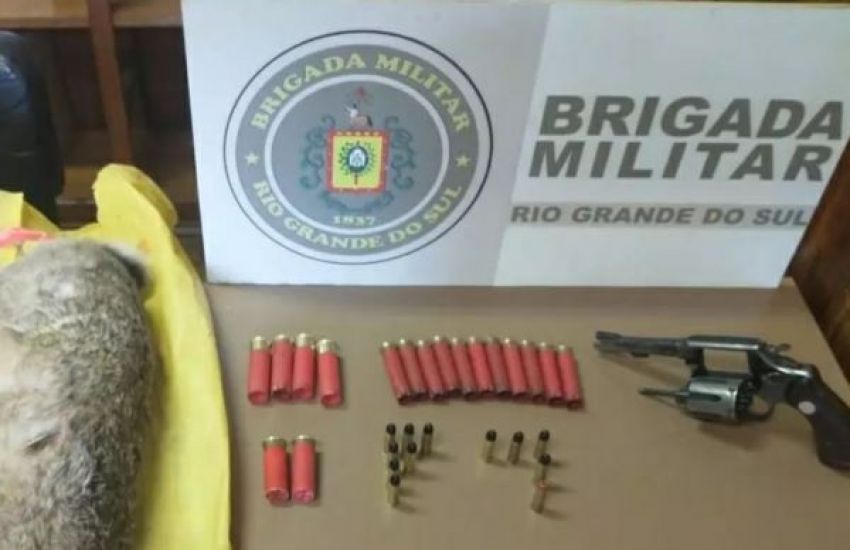 Adolescente é apreendido por porte ilegal de arma de fogo e crime ambiental em Encruzilhada do Sul 