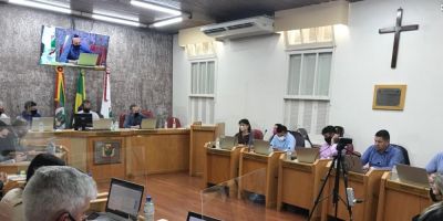 Projeto sobre inserção da cultura tradicionalista na grade da rede municipal de ensino é discutido na sessão da Câmara de Camaquã