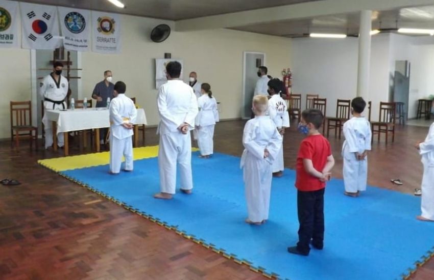 Realizado em Camaquã teste de graduação de Taekwondo  