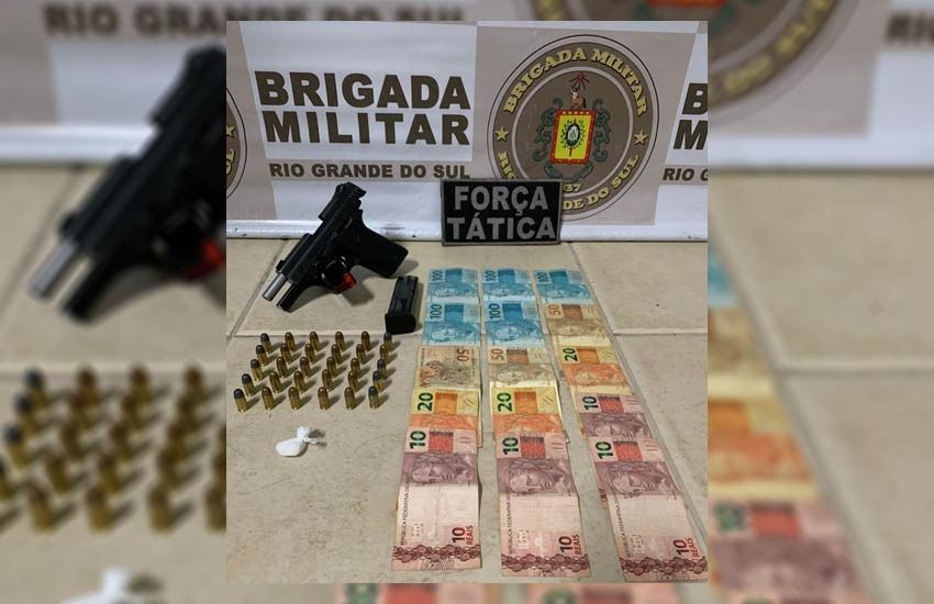 Força Tática prende homem com pistola, munições, arma e droga em Camaquã 