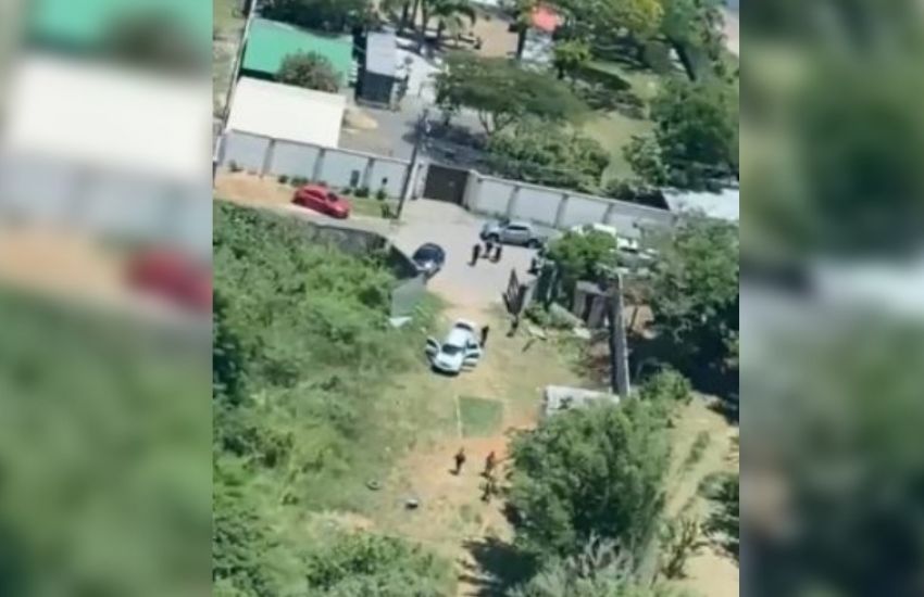 Criminosos jogam pregos na BR-290 em fuga após assalto a supermercado de Guaíba  