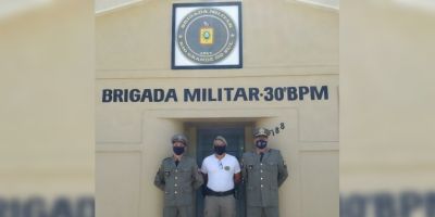Novos sargentos se apresentam na sede do 30º BPM de Camaquã