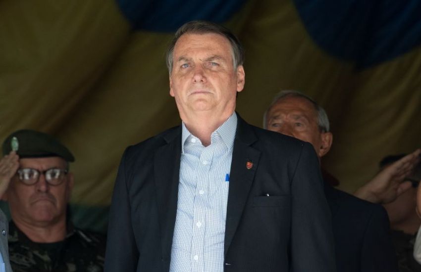 Bolsonaro é internado na madrugada em hospital de São Paulo 