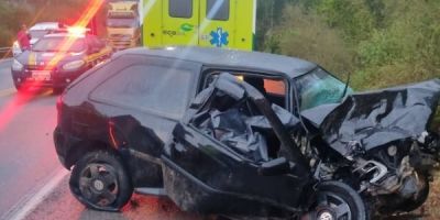 Colisão entre carro e caminhão provoca a morte de casal na BR-392