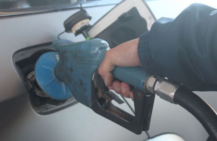 Tributação no preço dos combustíveis fica congelada por mais 60 dias no RS 