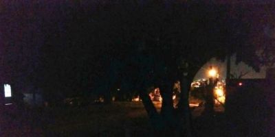 Morador reclama de lâmpadas queimadas e escuridão em ruas do bairro São Pedro em Camaquã