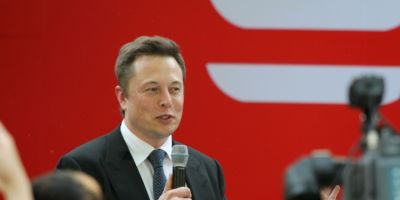 Elon Musk oferece US$ 43 bilhões em dinheiro para comprar o Twitter