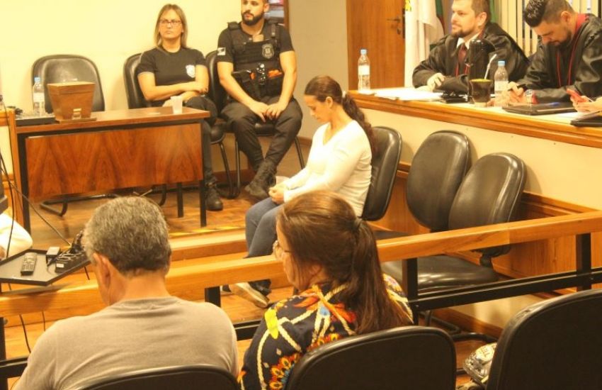Tribunal do Júri absolve mulher que matou marido em fornalha em Dom Feliciano 