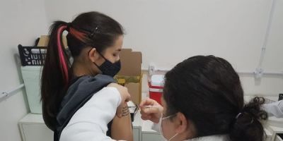 Secretaria da Saúde de Camaquã reforça pedido de vacinação contra a covid para crianças e adolescentes com segunda dose em atraso