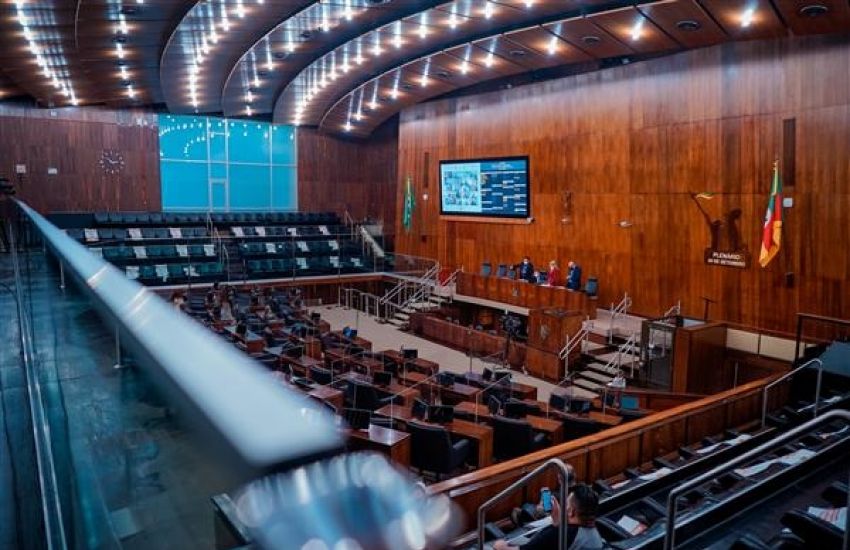 Servidor da Assembleia Legislativa é condenado por improbidade administrativa no RS 