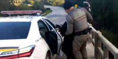 Polícia salva mulher que pretendia pular de ponte na BR-392 em Canguçu