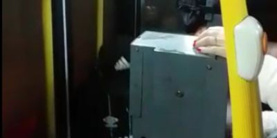 Passageiro é preso por mostrar pênis para mulheres dentro de ônibus em Porto Alegre